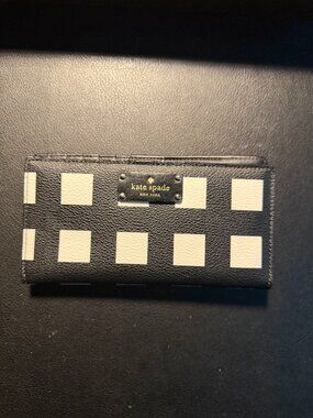 Kate Spade New York Grove Street Stacey Leather Wallet